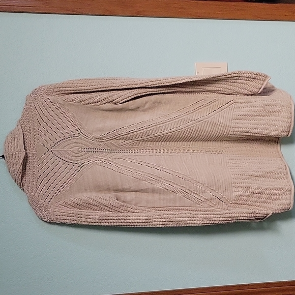 Cozy Cream Sweater - Picture 2 of 3